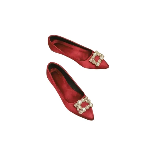 Flats & Loafers Collection
